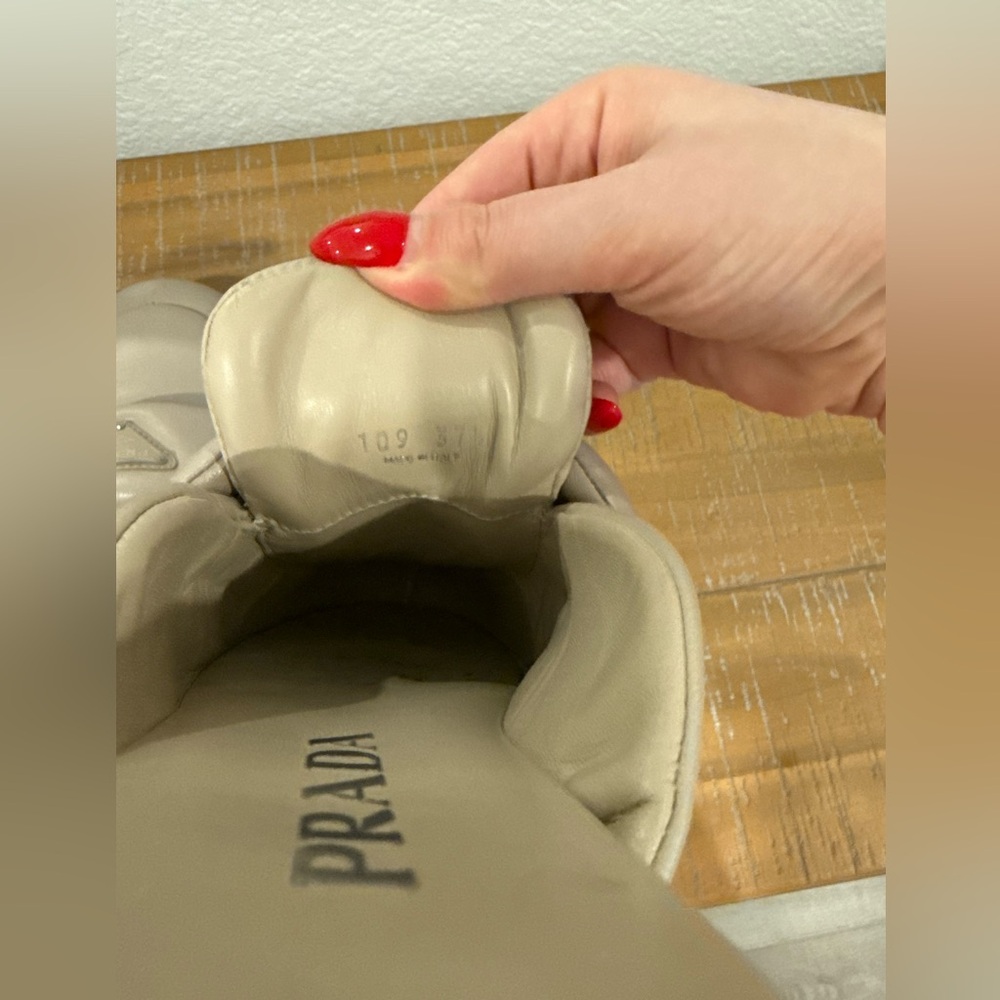 Prada Women's Cream Mules - Picture 2 of 3